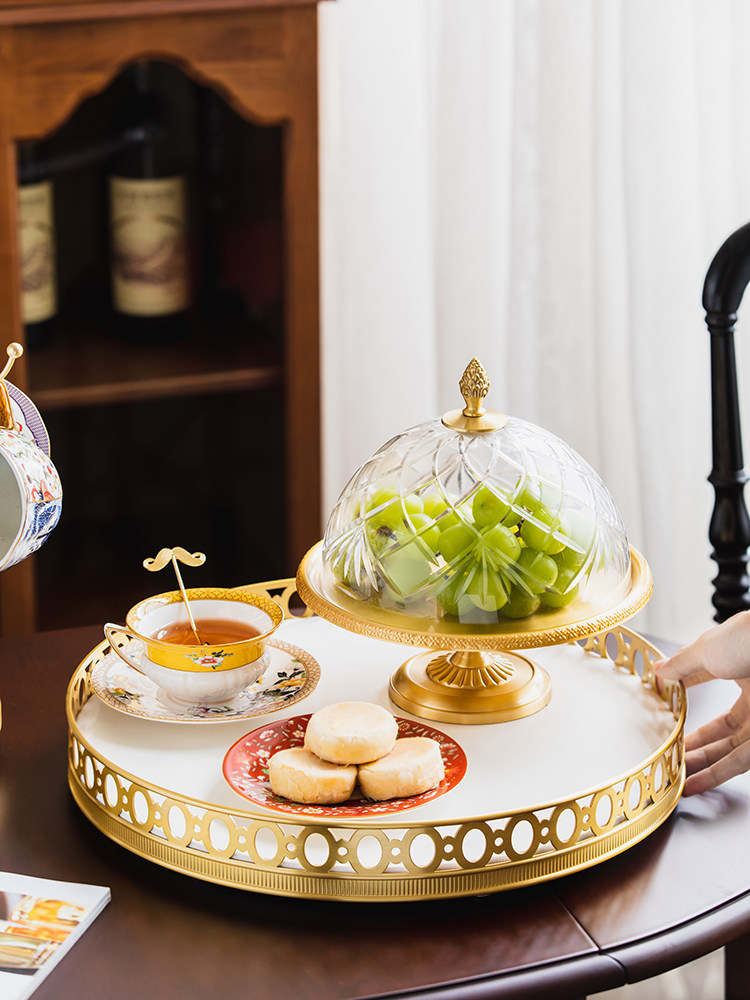 Bandeja de Luxo Leve em Latão  - Luxury Skincare Tray avaliação e preço